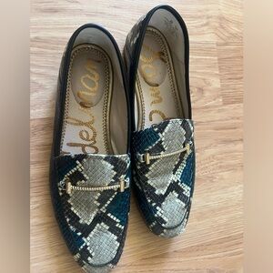Sam Edelman blue snakeskin python print slip on loafers.
